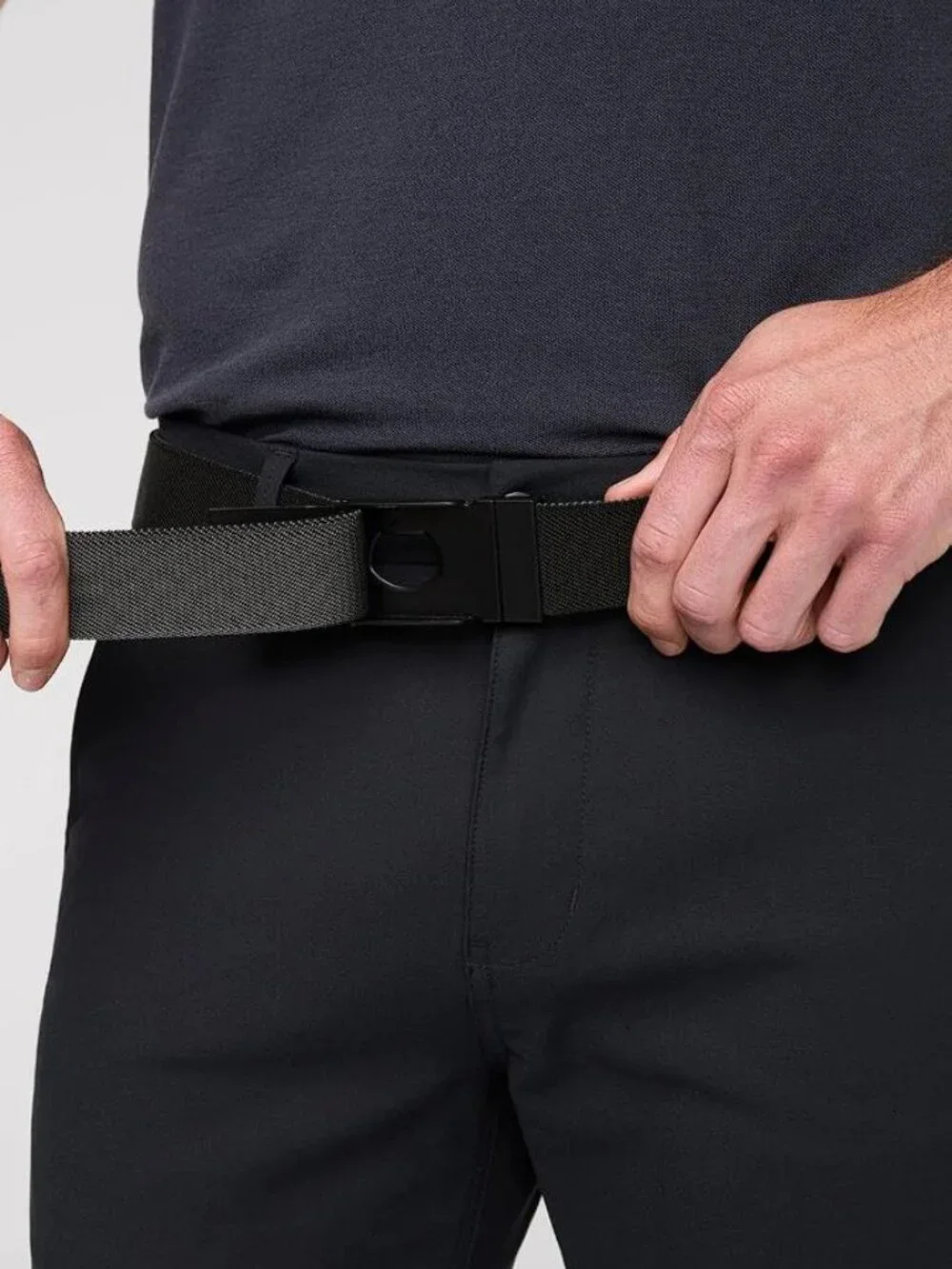 DUER Men's Reversible Stretch Belt Size S in Black/Charcoal